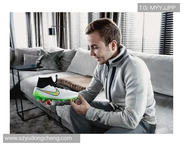 足球鞋球星代言宣传照片全集汇总 展现顶级球员魅力与品牌合作